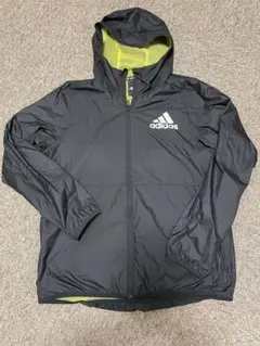 adidas フード付ジャンパー　アウター