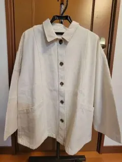 Samantha Mos2 blueアウター　白