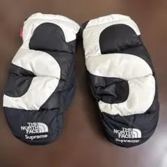 シュプリーム　ノースフェイスコラボグローブ　ミトン