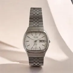 SEIKO QUARTZ 腕時計 クォーツ　5N3015 0843-5040のサムネイル