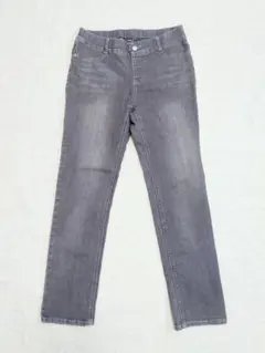 Item thumbnail for item 1bff9341-f6d5-4a42-8d6f-96937bc09b54