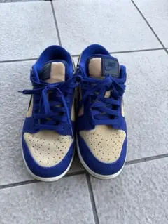 Item thumbnail for item a24e9bb1-aaec-421a-947e-db40f3763b0b