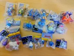 ドラゴンクエスト　コレクションキーホルダー　１８点