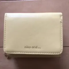 《最終値下げ》ニコアンド　三つ折り　財布　ファスナー　黄色