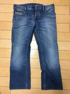 Item thumbnail for item d0f135db-2d5d-476b-be83-fb4c49e4484b