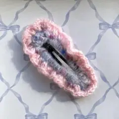 ハンドメイド 手編み ヘアピン　淡色カラーのふんわり大きめピン