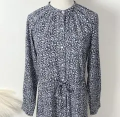 【最終価格】ジーユー　フラワープリントワンピース