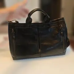 美品：TAKEO KIKUCHI 2WAY ビジネスバッグ レザー A4収納 紺 - メルカリ