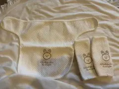 抱っこひも用　よだれカバー<コットン10 0%＞うさぎ柄