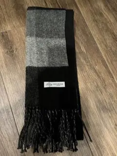 B:MING LIFE STORE BY BEAMS マフラー ブラック グレーのサムネイル