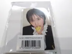 MISAMO「PLAY」アクリルフォトスタンド