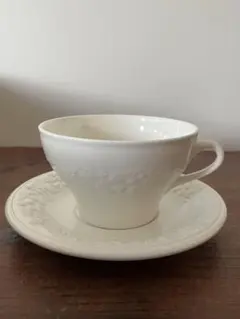 フランス サルグミンヌ フルーツレリーフ　ショコラカップ&ソーサーB フランス サルグミンヌ フルーツレリーフ ショコラカップ&ソーサーB