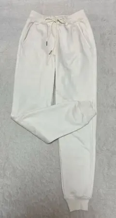 新品⭐️ユニクロ✨ヒートテックボアスウェットパンツ✨XS✨ホワイト