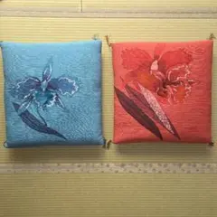 紬の臈纈染め　カトレヤ柄　座布団 赤青 2枚セット　作家もの 紬の臈纈染め カトレヤ柄 座布団 赤青 2枚セット 作家もの - メルカリ