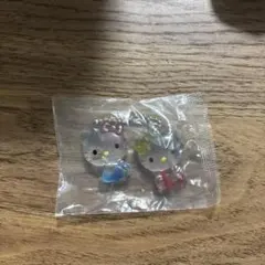 サンリオ なかよしドロップチャーム　ハローキティ&ハローミミィ ガチャガチャ