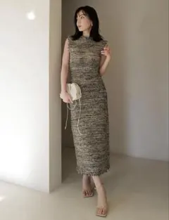 anuans ブラッシュツイードニットワンピース ベージュ