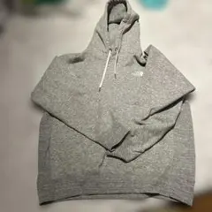 THE NORTH FACE グレー パーカー