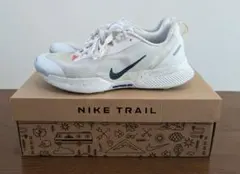 Nike トレイルスニーカー FQ904-100 US8