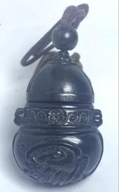 時代物 銀製 印籠 根付 緒締め付き 伝統工芸品 - メルカリ