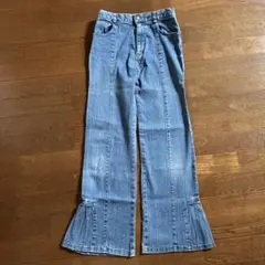 ブーツカットデニム フレア裾 淡いブルー150