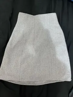 NICE CLAUP グレーとホワイトのチェック柄タイトスカート