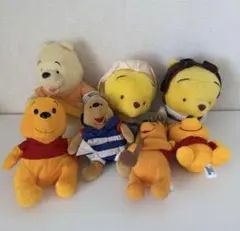 ディズニー　くまのプーさん　マスコット　ぬいぐるみ　①