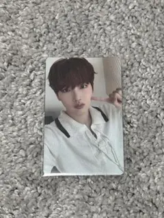 TREASURE ジュンギュ　4周年マガジン　特典トレカ