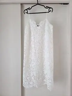 ZARA woman 花柄刺繍 かぎ編み キャミソールワンピ ワンピ レース