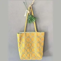 ハンドメイドトートঃ北欧サークル刺繍ex.minaタンバリンঃミナペルホネン