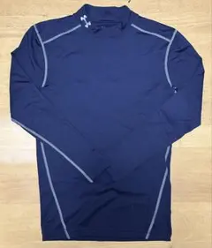 Under Armour ネイビー 長袖アンダーシャツ　冬用