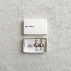 Item thumbnail for item c7e8eda3-a5d1-4db5-81f6-c9793495d45e