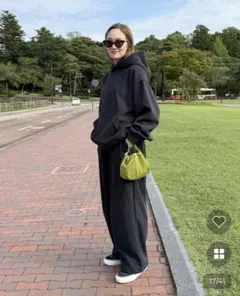 Item thumbnail for item 79e17e42-e393-4f73-883b-7fc7616ddee8