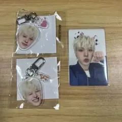 treasure ジョンファン トレカ 顔アクキー