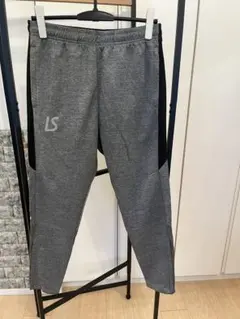 【LUZ e SOMBRA】ルースイソンブラ　トレーニングパンツ　グレー　XL