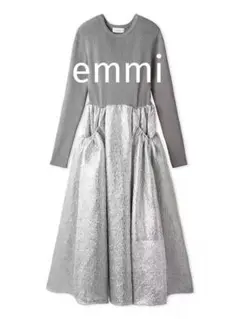 emmi（エミ）ニットドッキングワンピース