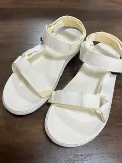 Teva テバ　メンズサンダル　ホワイト