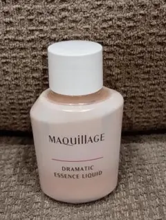 マキアージュ DRAMATIC ESSENCE LIQUIDオークル10
