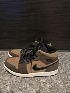 NIKE AIR JORDAN 1 MID Dark Chocolateのサムネイル