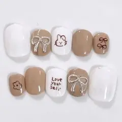 ネイルチップ　ベリーショート　落書きネイル