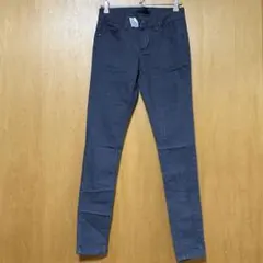 【美シルエット】Forever 21 ストレッチ スキニーパンツ グレー系