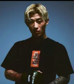 平本蓮 Tシャツ