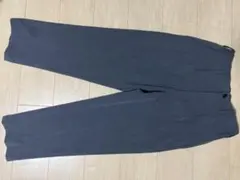着用1回　ユニクロ　タックワイドパンツ　グレー　Sサイズ　股下69cmに裾上げ済