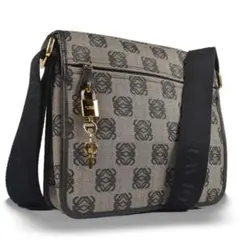 ロエベ アナグラム メッセンジャーバッグ ショルダーバッグ 345.80.763