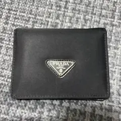 PRADA ブラック 二つ折り財布