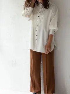 16日まで限定値下げ!!rectangle 長袖ブラウスのサムネイル