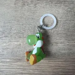スーパーマリオ　ヨッシー　めじるしアクセサリー　ガチャガチャ