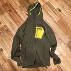 海外購入品　THE NORTH FACE パーカー オリーブグリーン