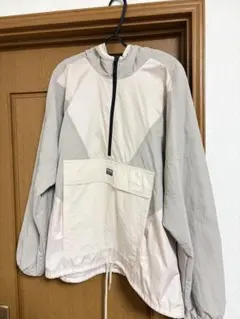adidas フード付きジャケット グレー/ベージュ