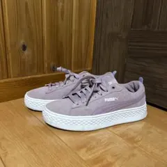 PUMA ピンク スエード スニーカー