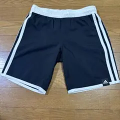 adidas ハーフパンツ 120サイズ